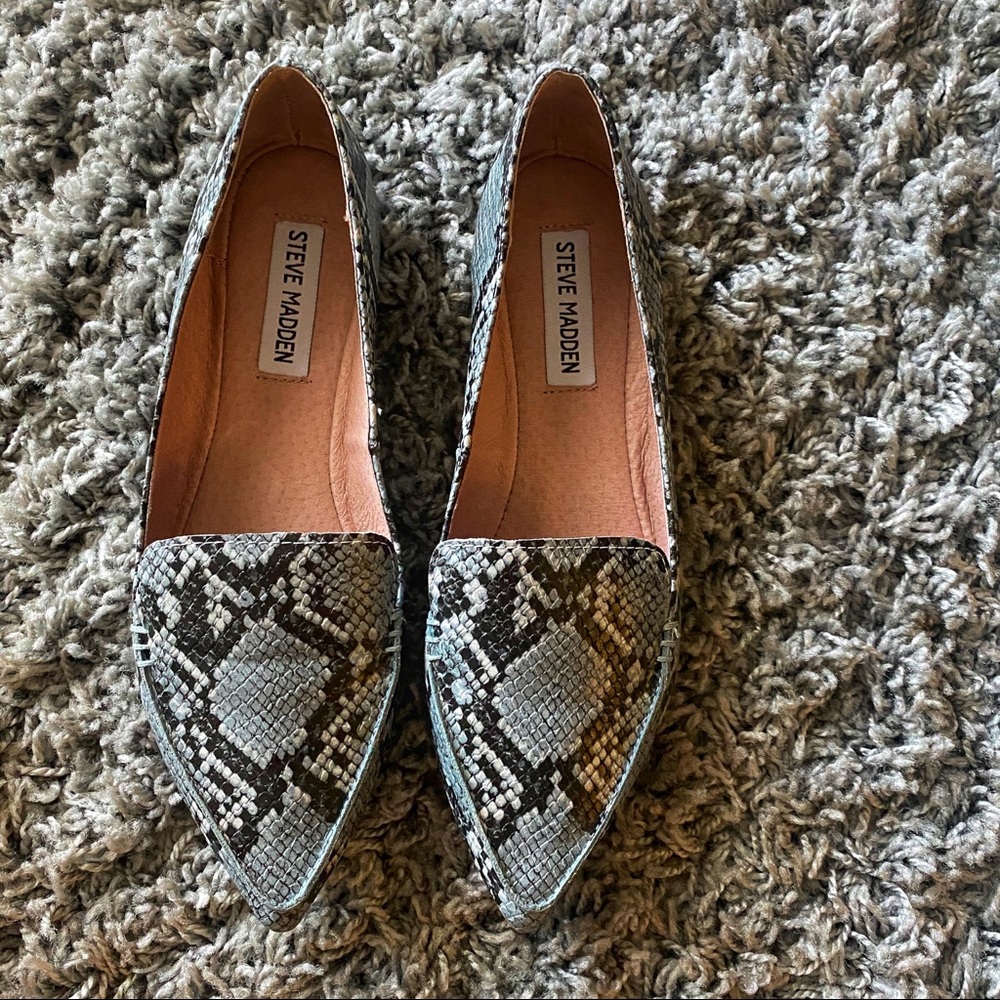 Steve Madden Snake Skin Loafer